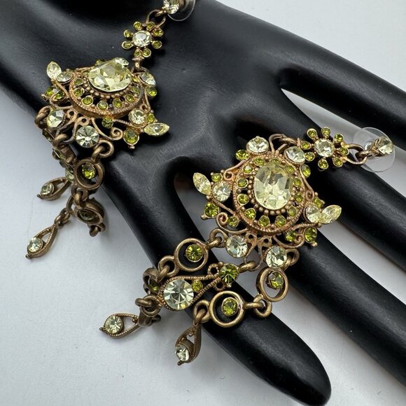 Gorgeous Vintage Dangle Earrings Peridot Rhinestone Pierced Chandelier 4" Long - Picture 9 of 9